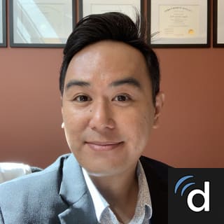 Reggie Saldivar, MD, Internal Medicine, New York, NY