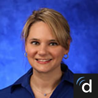 Elizabeth Helwig, Acute Care Nurse Practitioner, Wynnewood, PA