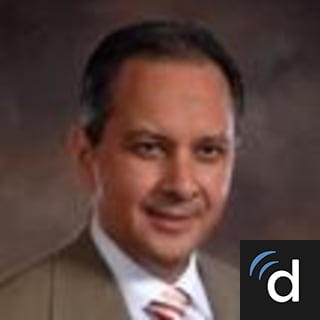 Roberto Solis, MD