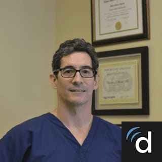 Raymund Llaurado, MD