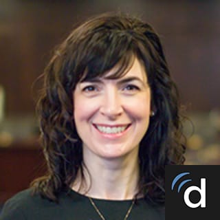 Tina Brueschke, MD, Family Medicine, Deerfield, IL