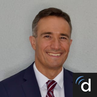 Arary Canavarros, MD, Internal Medicine, Melville, NY