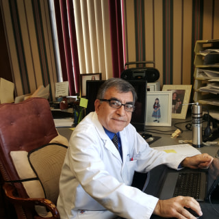 Mazin Dhafir, MD, Dermatology, West Seneca, NY